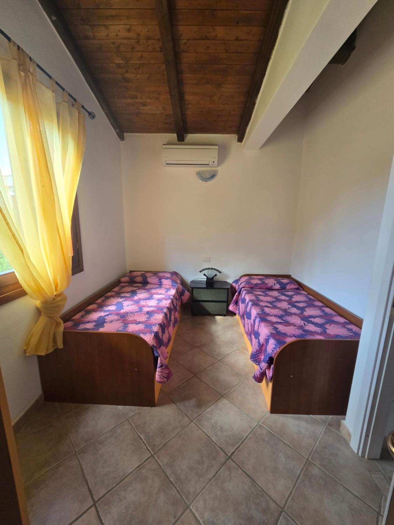 Trilocale Climatizzato L'Oleandro Tanaunella Bagian luar foto